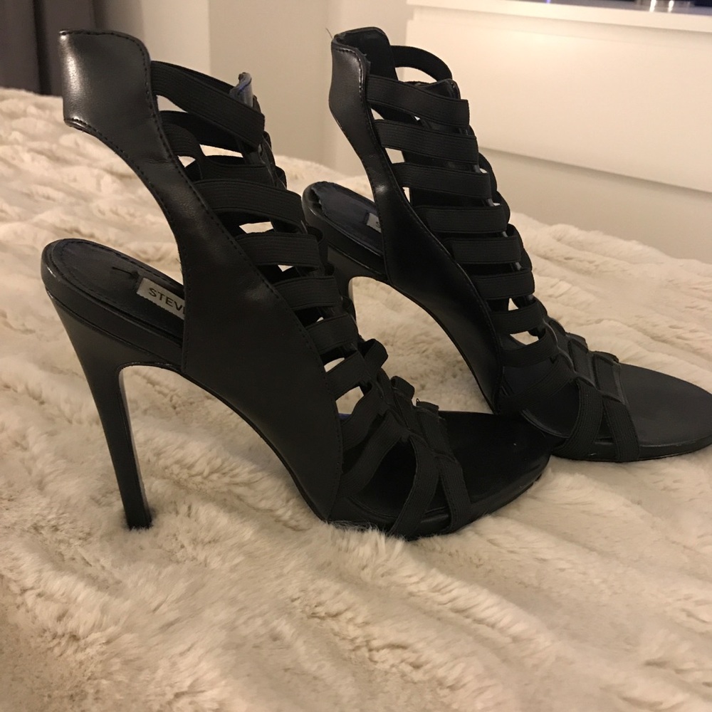 Steve Madden Black Stretche Caged Sandals