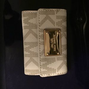Michael Kors wallet
