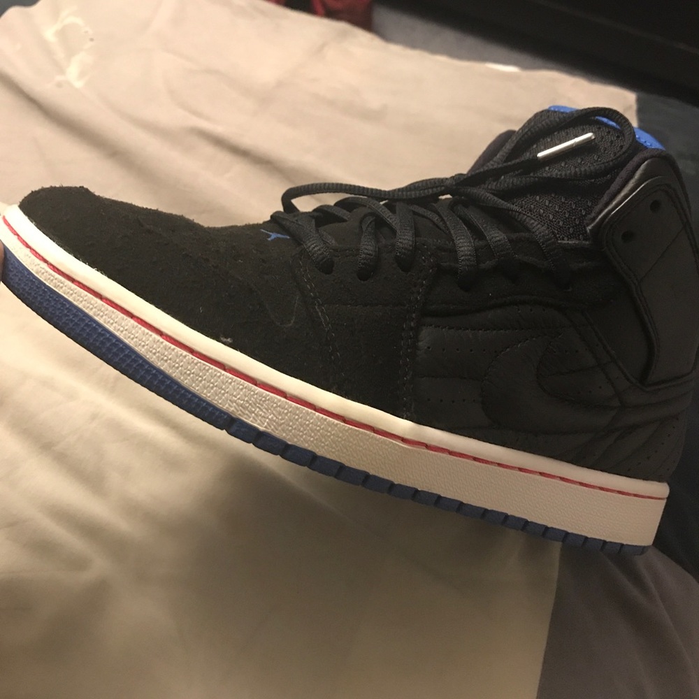 Jordan size 8.5 like new