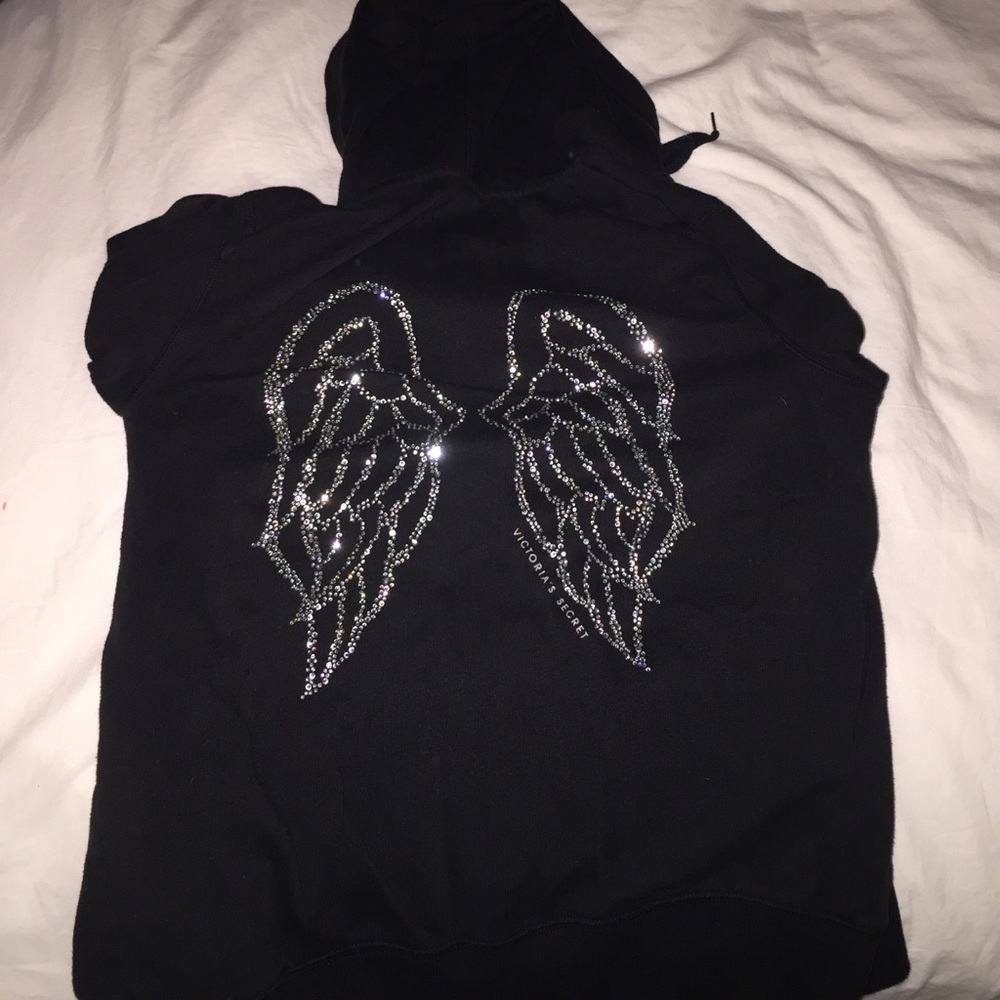 Black VS sweater