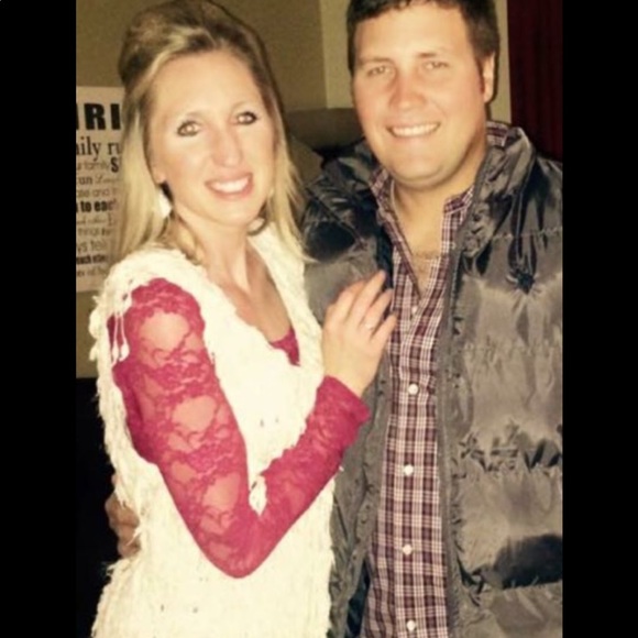 Vest - Picture 2 of 4