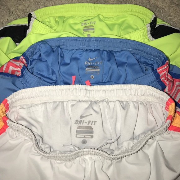 3 pairs of Nike shorts - Picture 5 of 5