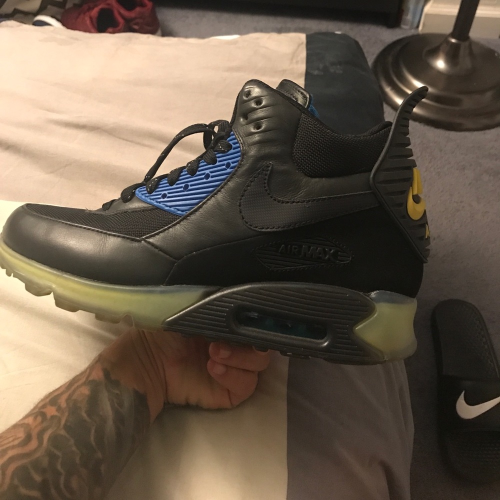 Nike shoes