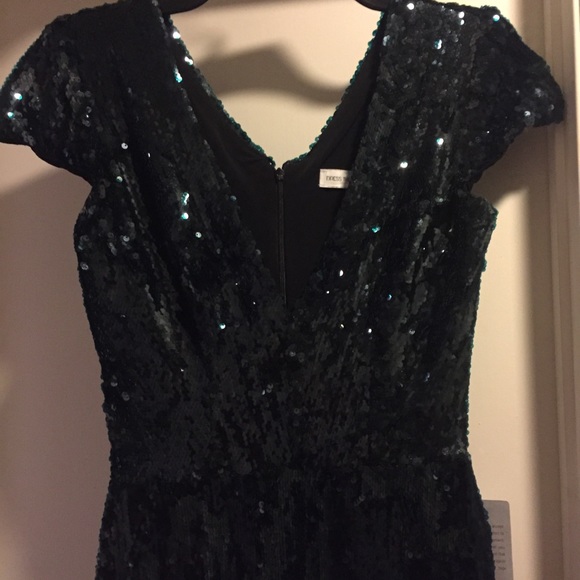 Sequin Body Con Mini Dress - Picture 4 of 8