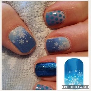 Jamberry nail wrap let it snow