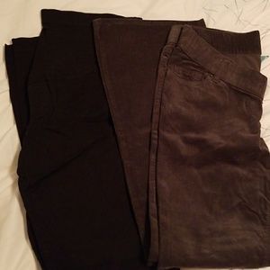 Maternity pants bundle