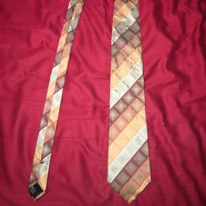 Geoffrey Beene Square Pattern Tie