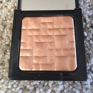 Bobbi brown bronze glow highlighter