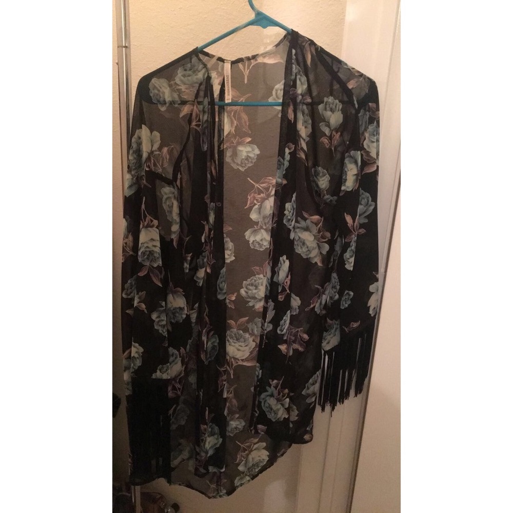 Floral kimono cardigan!