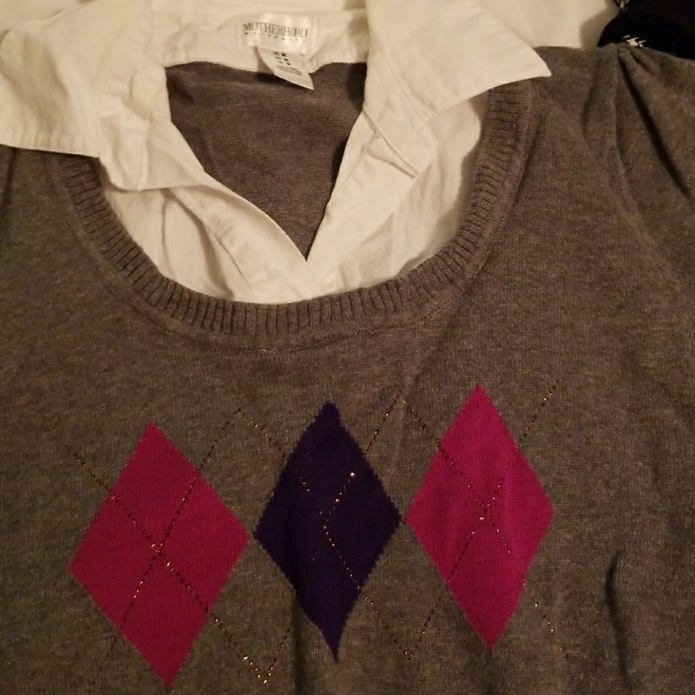 Maternity top bundle - Picture 2 of 3