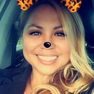 Meet your Posher, Stefanie