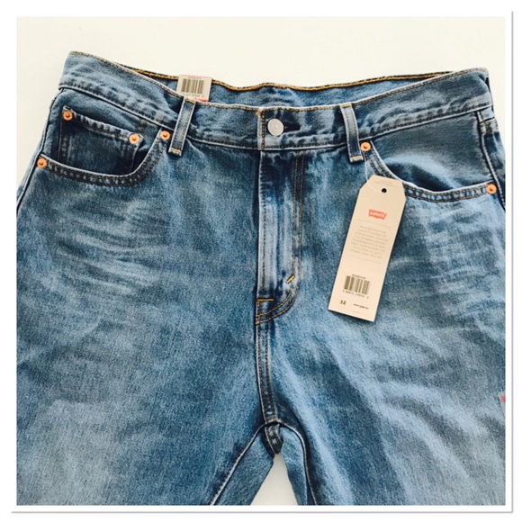 ✨Only 1 left ✨NWT Levi's raw hem kick flare Jeans - Picture 5 of 8