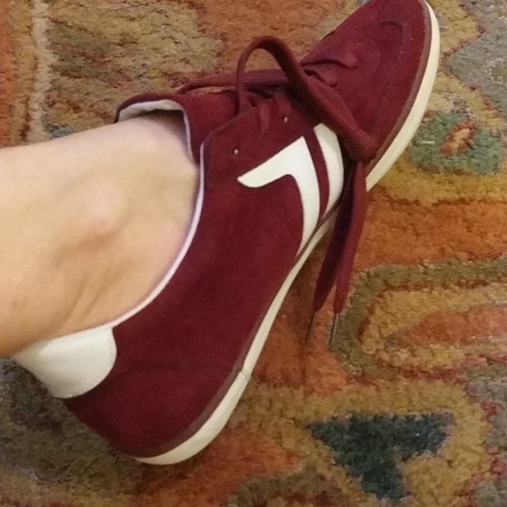 Maroon sneakers, never worn