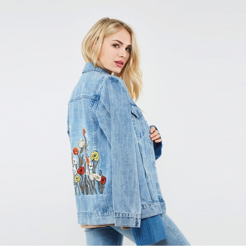 Pre-order. embroidered denim front pocket jacket