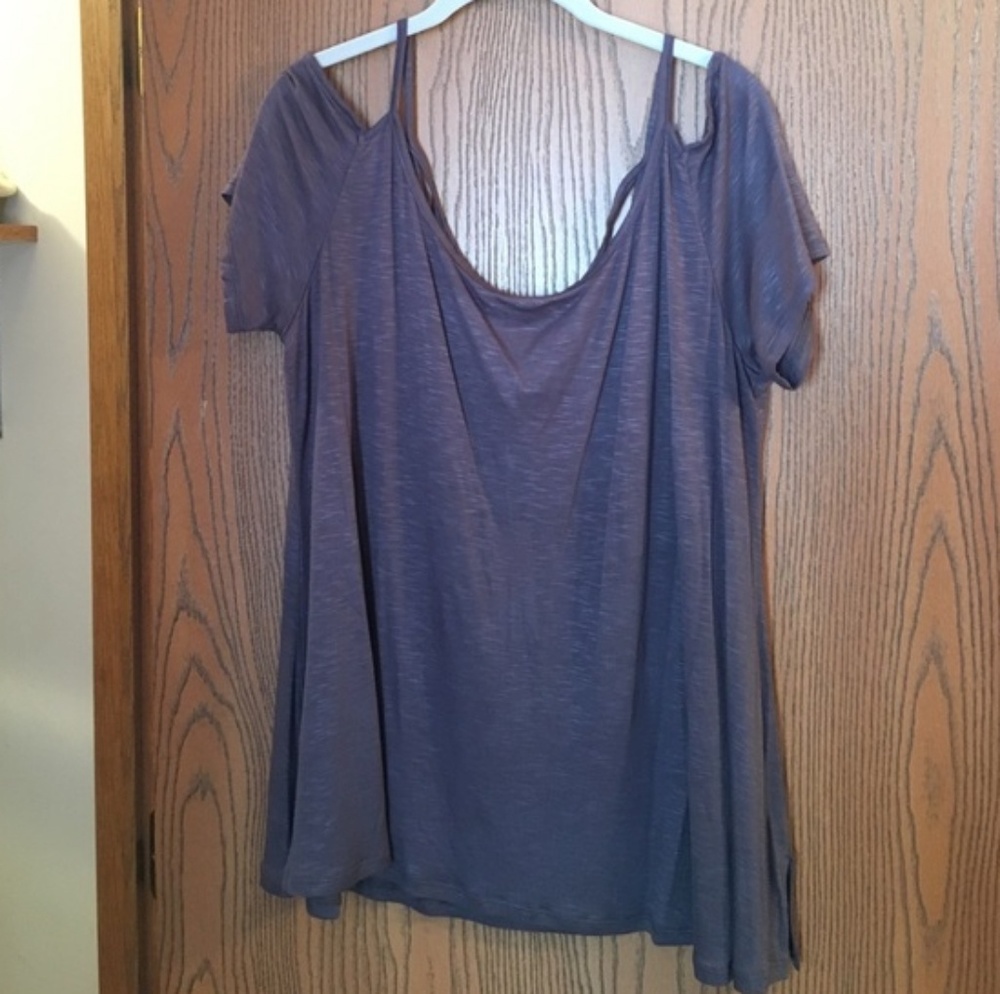 NWT Lane Bryant Cold Shoulder Top