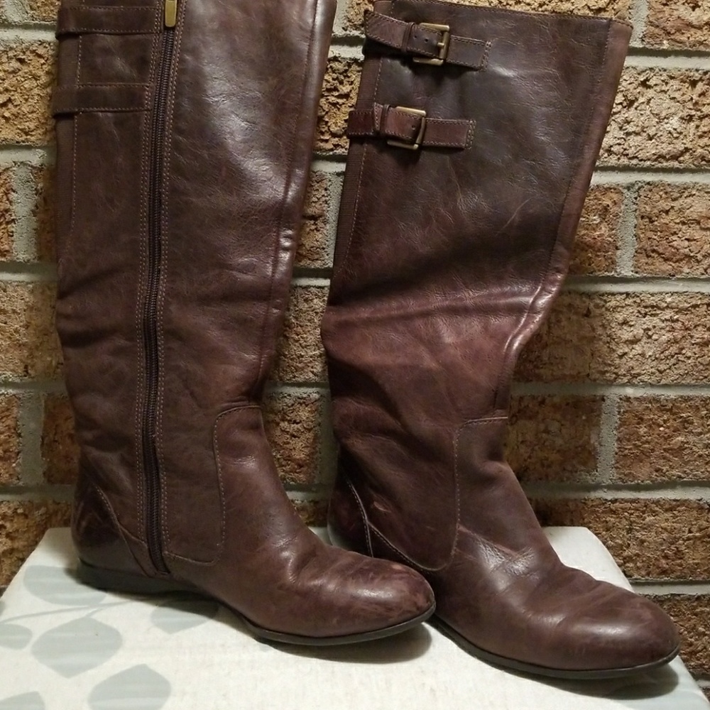 Knee high boots