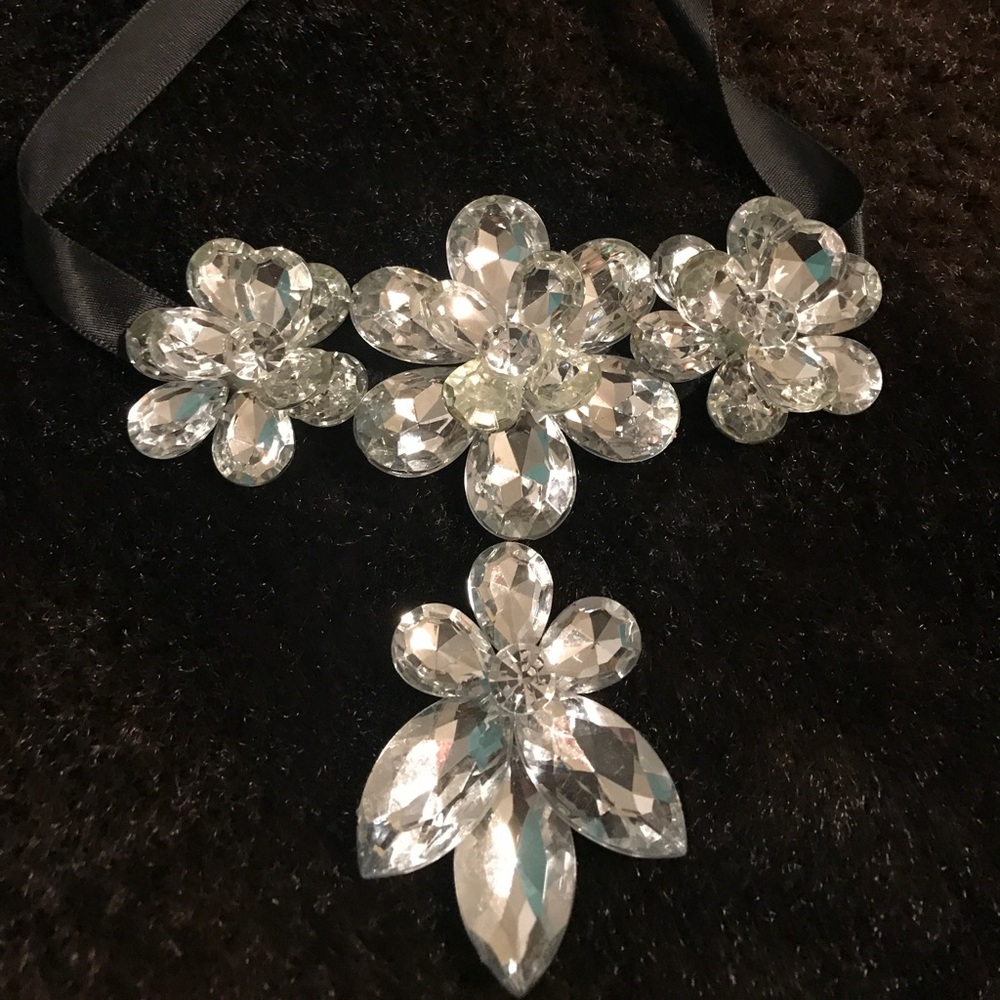 Flower Necklace