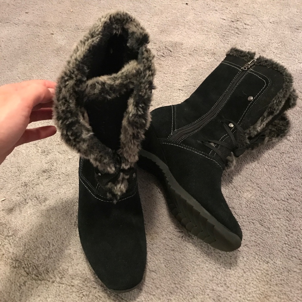 Black brilliant waterproof boots!!