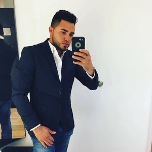 Meet your Posher, Tito