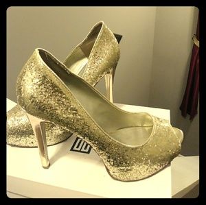 Glittered in Gold 🌟💎💕