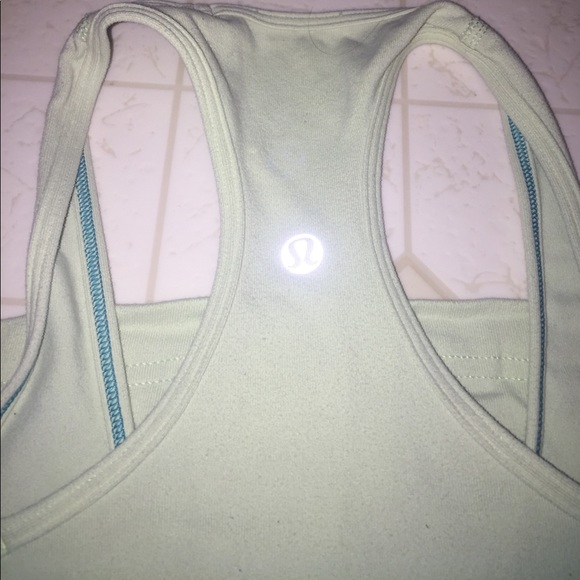 Green lulu racer back tank - Picture 4 of 5
