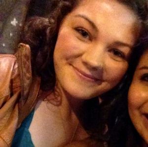 Meet your Posher, Hannah