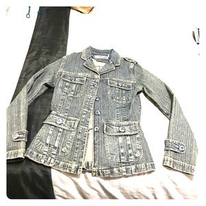 Jean Jacket Size M. Never worn. No tags.