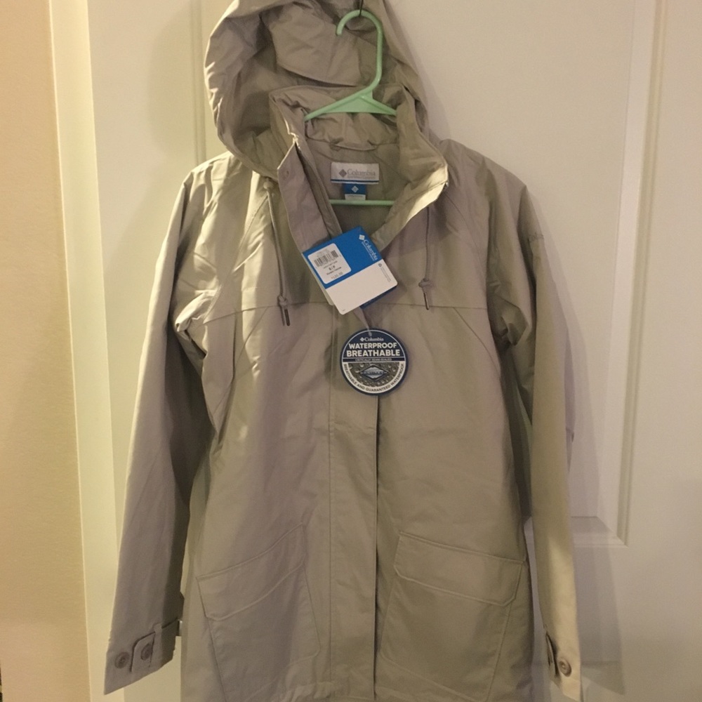 Columbia women’s lookout crest jacket