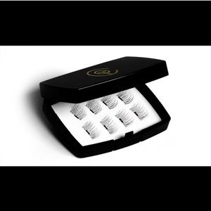 One Two Cosmetics Magnetic Lashes in Bold