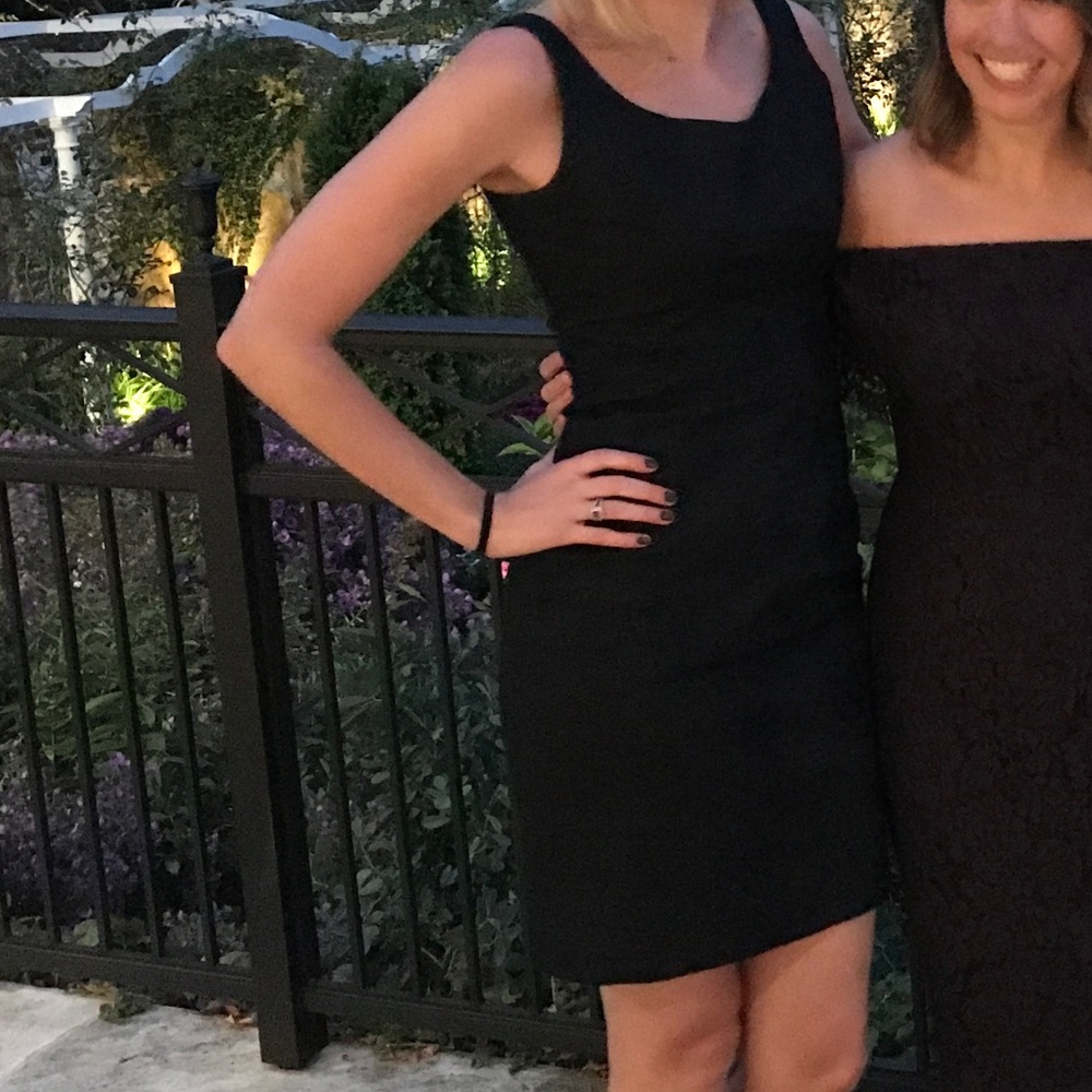 Elie Tahari navy and black lace cocktail dress