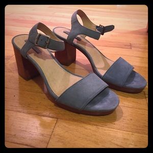 SOLD! 🌟 Frye Sandals - Size 8 - Never worn!