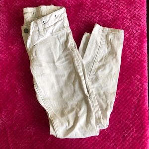 White denim bullhead jeans
