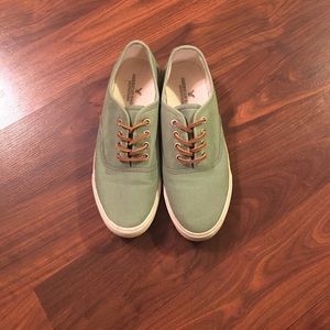 American Eagle Outfitter Sneakers