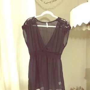 Navy blue tunic with crochet lace shoulders