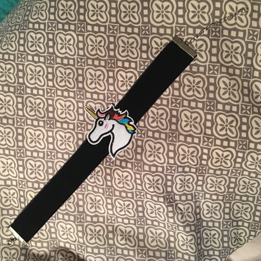 (R2) Unicorn Choker Necklace - Picture 2 of 4