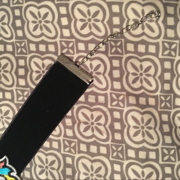 (R2) Unicorn Choker Necklace - Picture 3 of 4