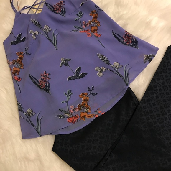 MWT Floral Print spaghetti strap shirt - Picture 4 of 7