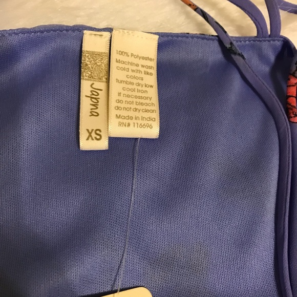 MWT Floral Print spaghetti strap shirt - Picture 7 of 7