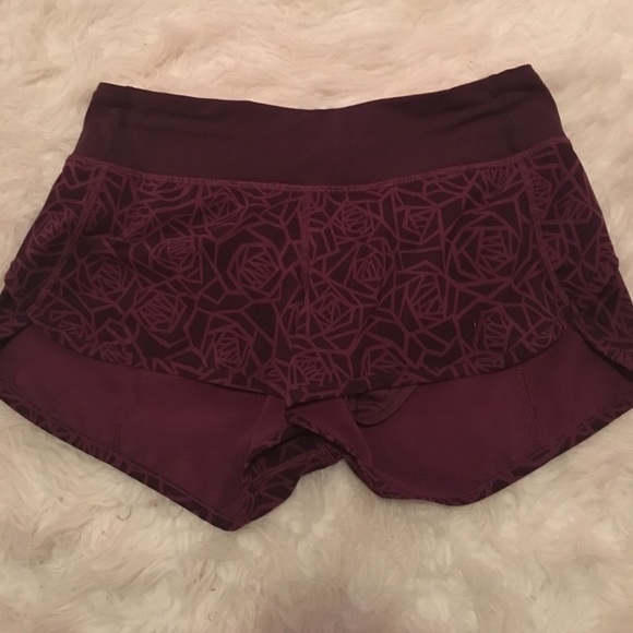 lululemon athletica Pants - Great condition lululemon speed shorts size 4