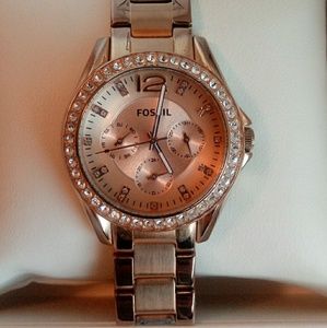 Fossil Riley women's rose gold and crystal watch