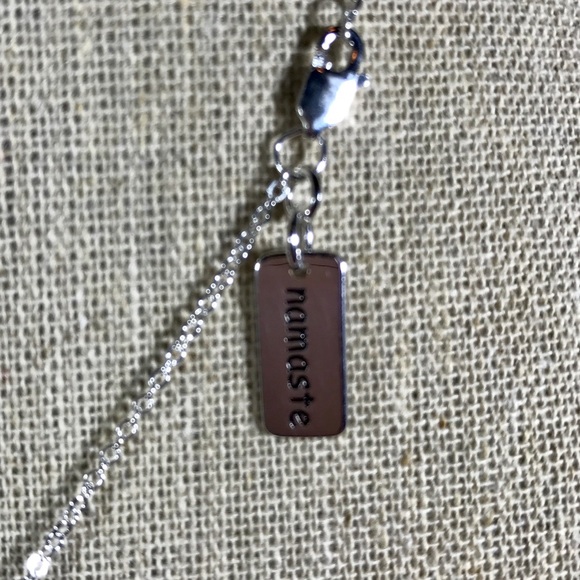 NWT | 18" SS Pearl Angel Wing Necklace - Picture 3 of 3