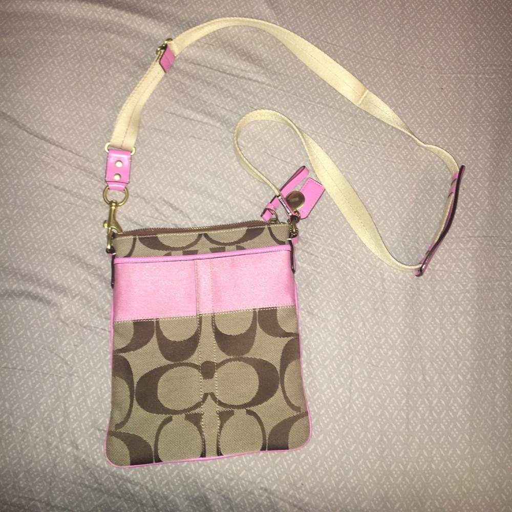 Small Coach crossbody