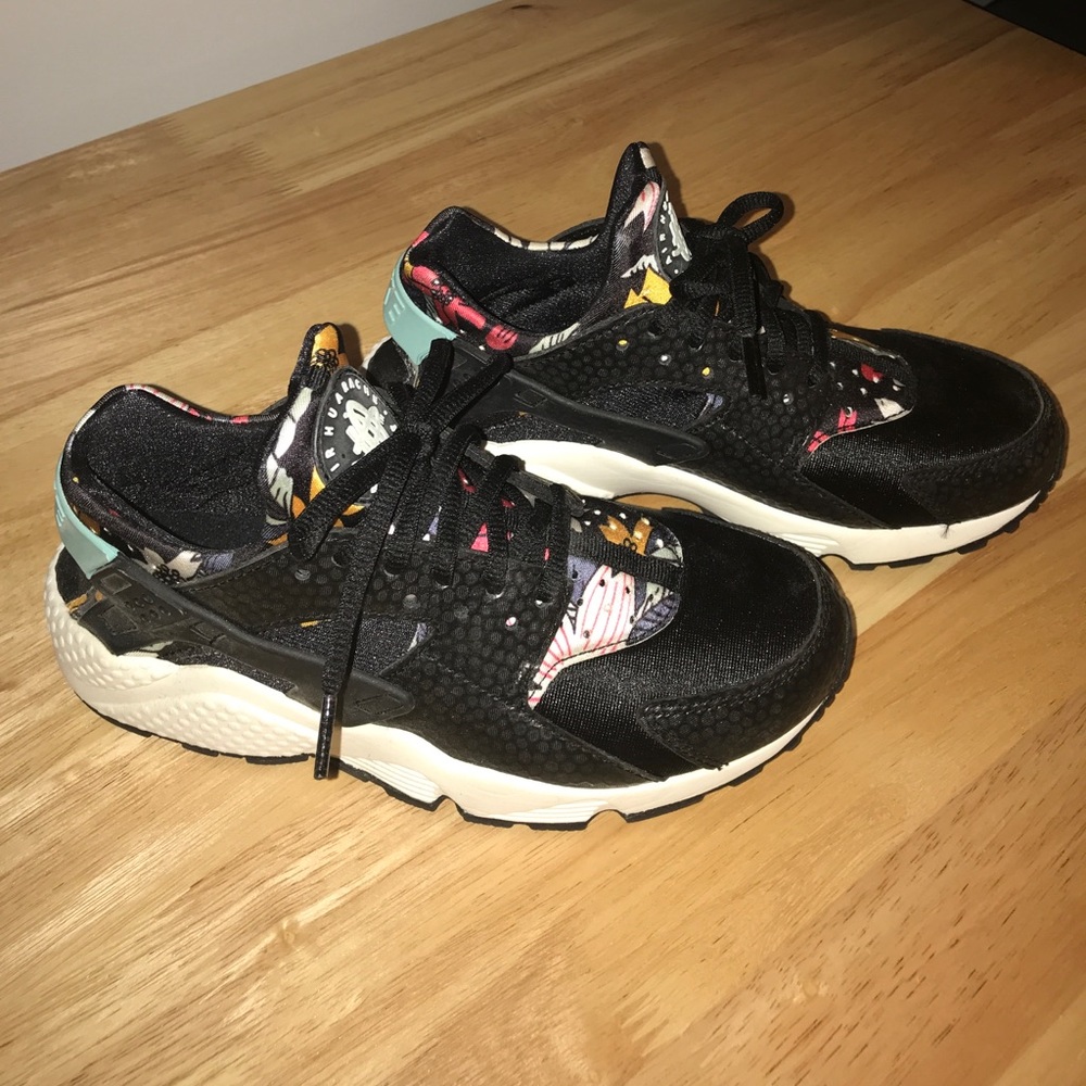 Nike Huaraches