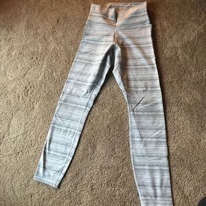 7/8 lululemon pant