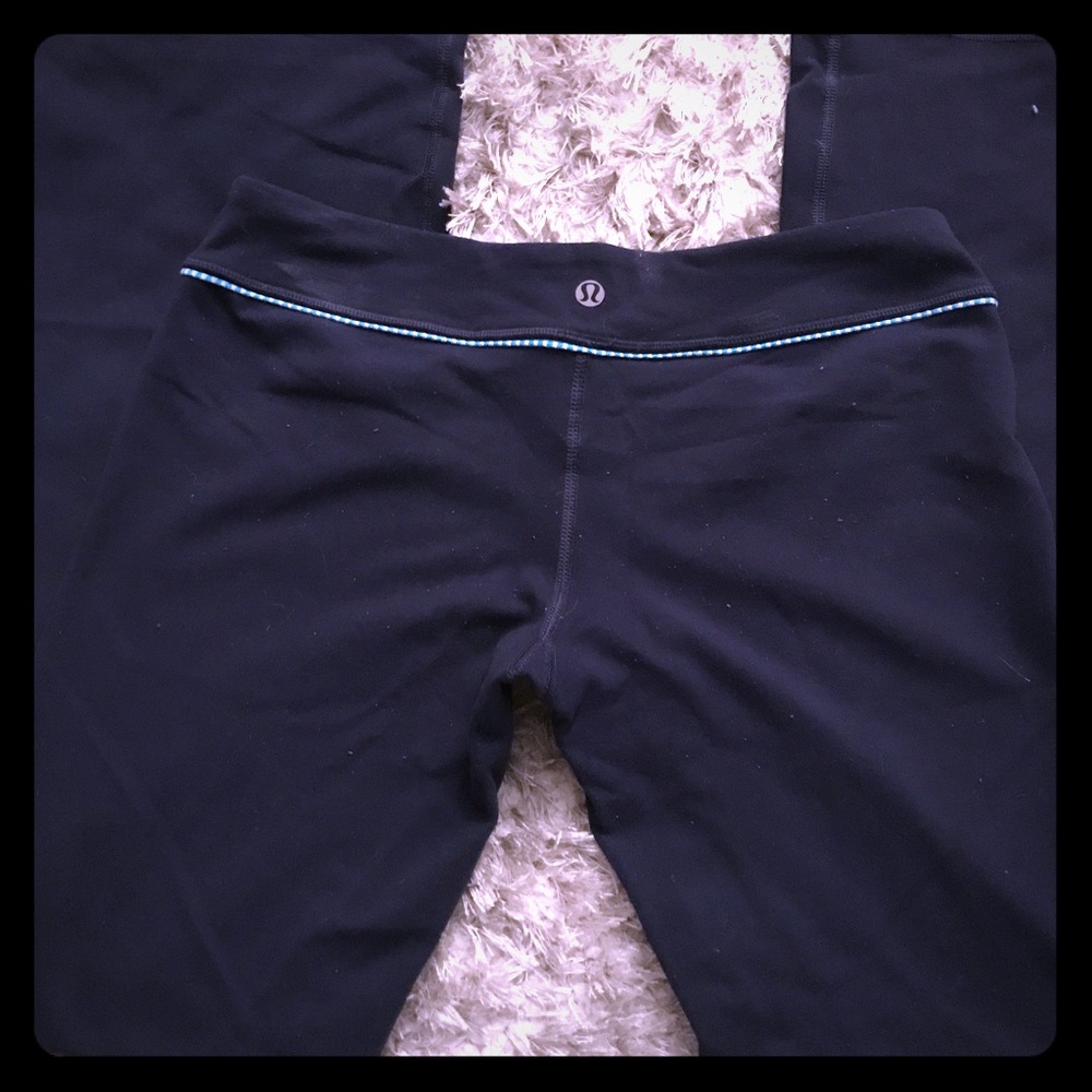 Lululemon yoga pants
