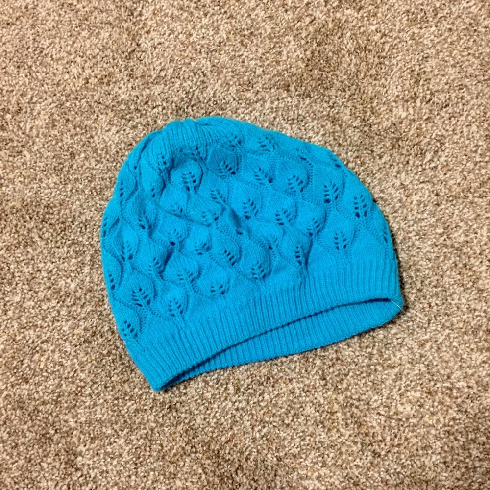 Blue hat - Picture 2 of 2