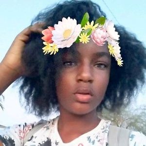 Meet your Posher, Ramirea