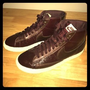 Nike Oxblood high top patent Blazers