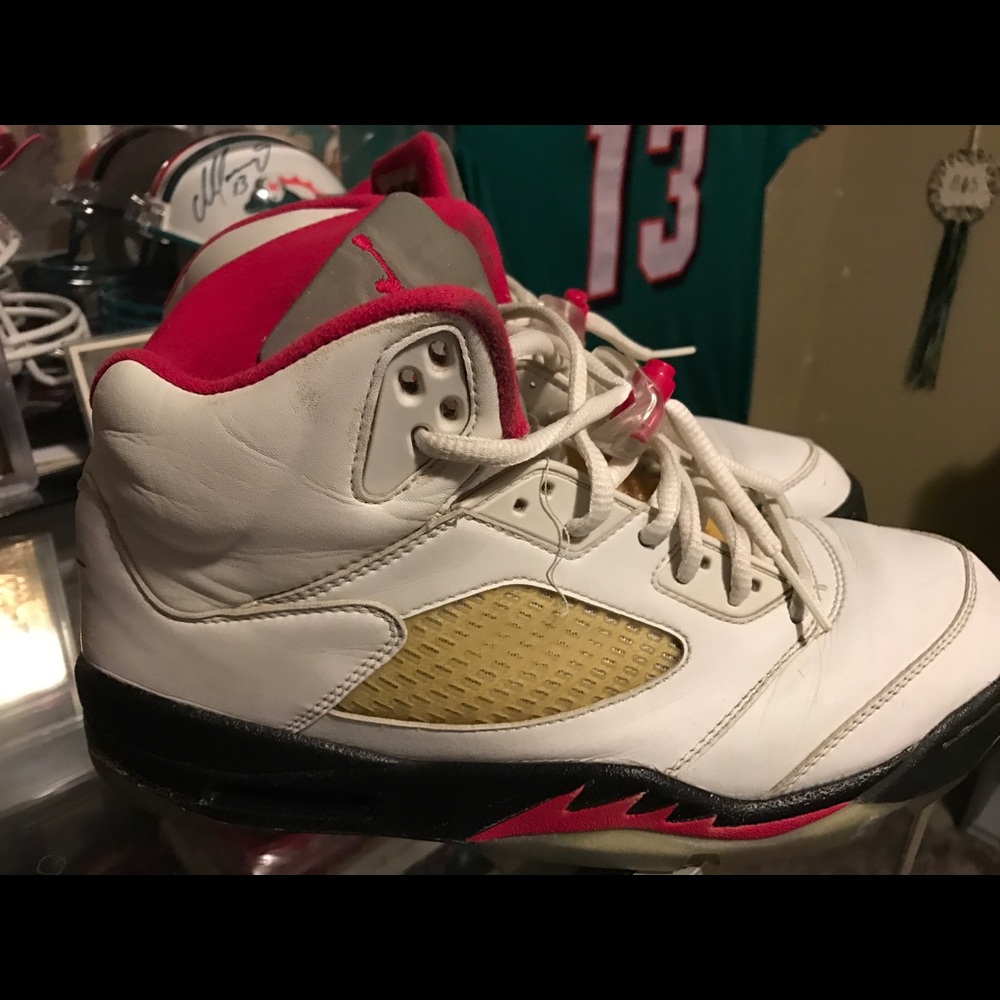 1999 Nike Air Jordan Fire Red OG Sz. 11