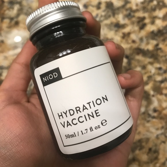niod hydration vaccine face cream